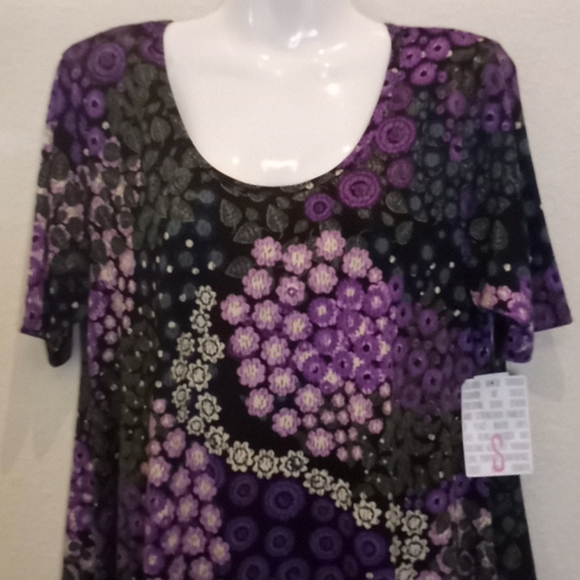 LulaRoe Floral Print Perfect T Tunic Top - Picture 5 of 14